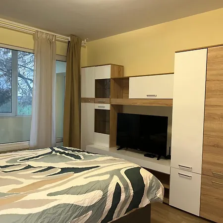 Flat In Darvenitsa Near Church St George The Victorious